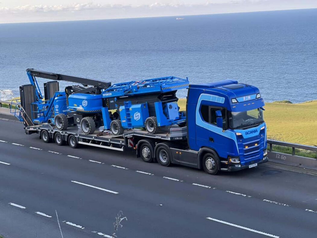 Access platforms and telescopic handlers